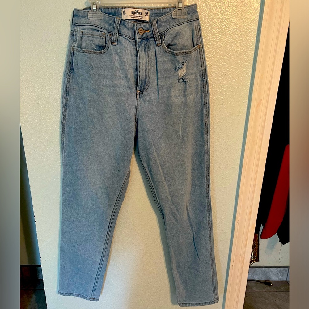 Hollister size 3R